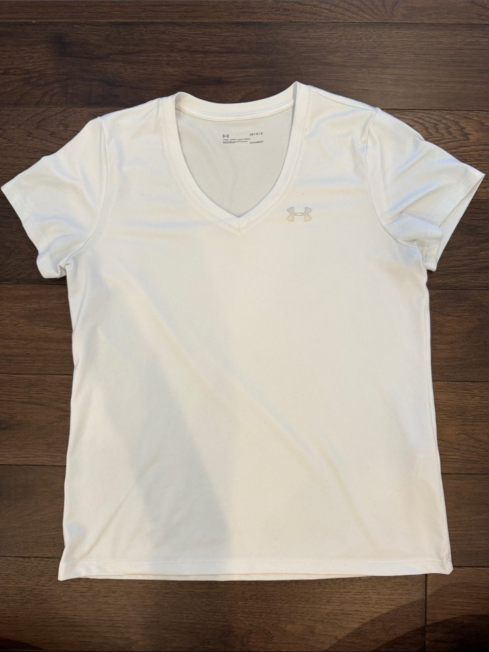 Under Armour Women's White V-Neck Short Sleeve Top Large - C45-047